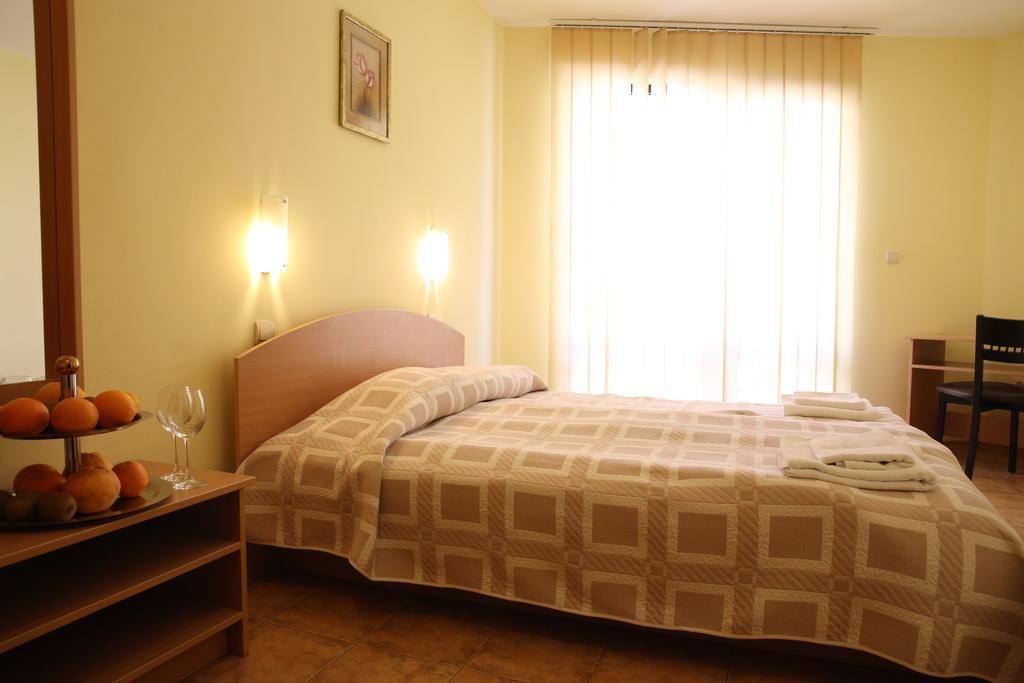 Family Hotel Papi Razlog Chambre photo
