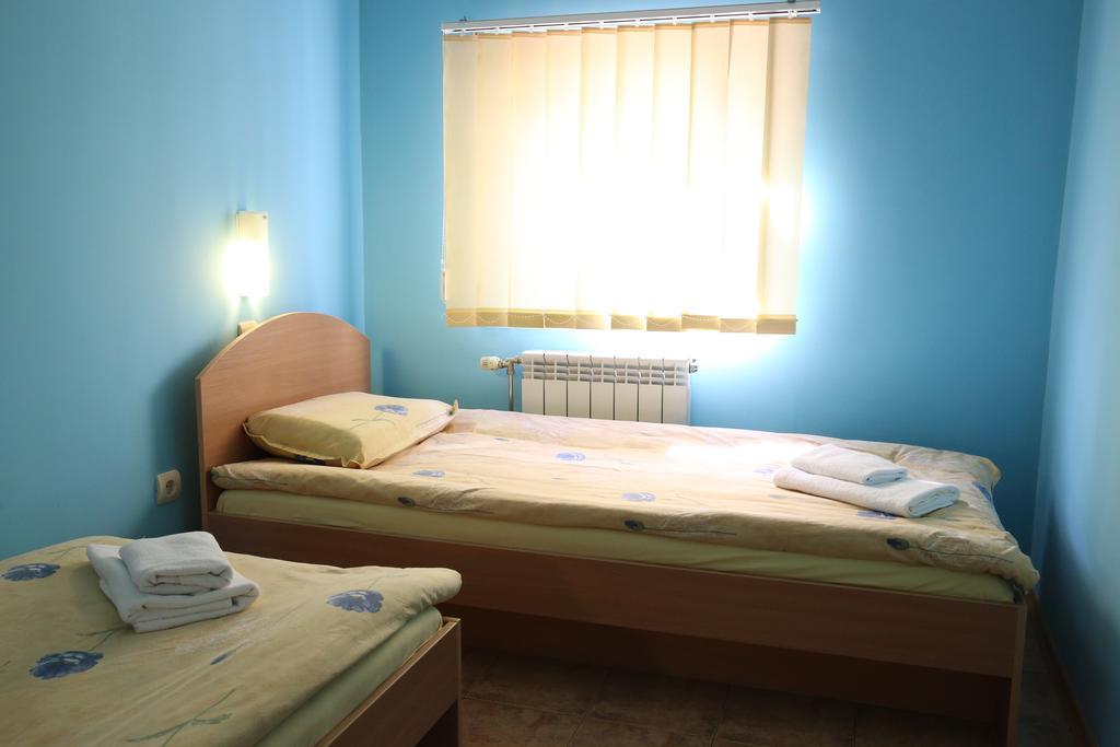 Family Hotel Papi Razlog Chambre photo