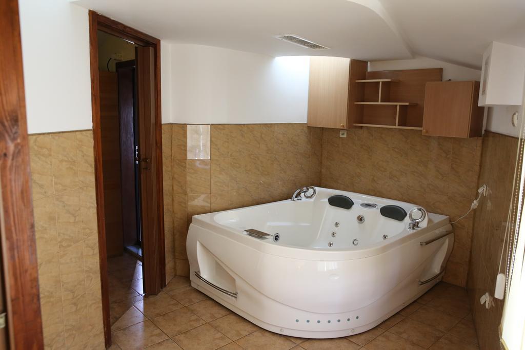 Family Hotel Papi Razlog Chambre photo