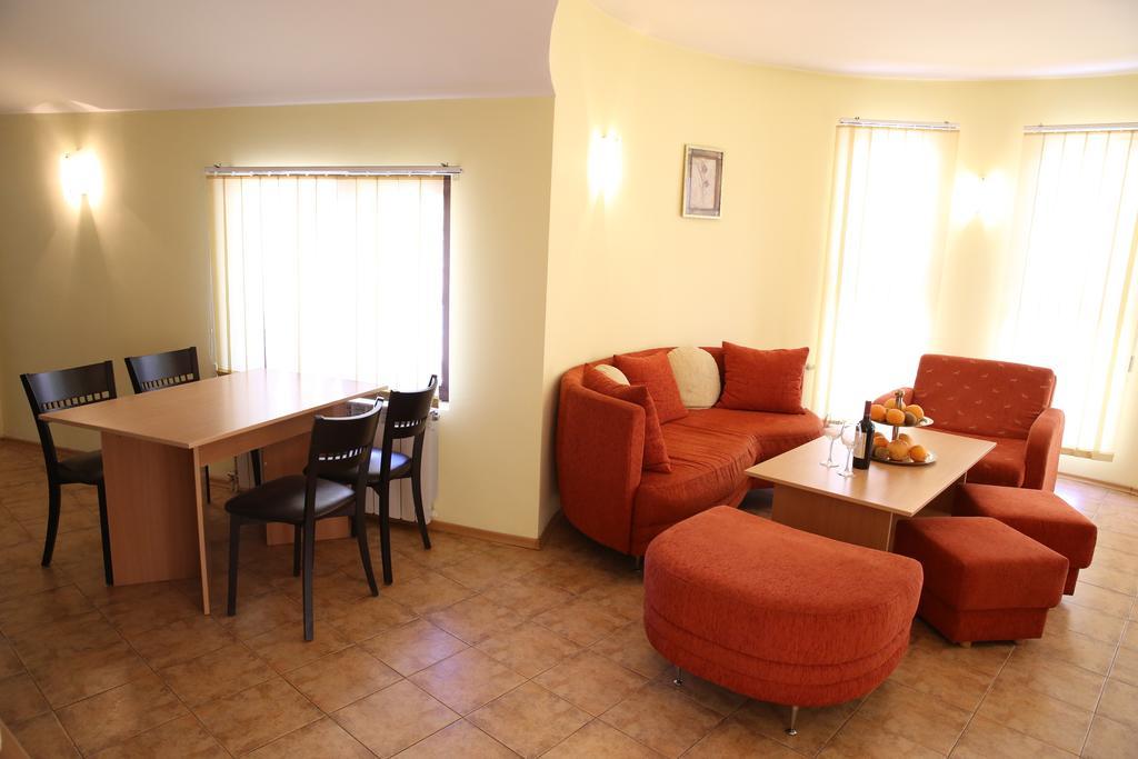 Family Hotel Papi Razlog Chambre photo