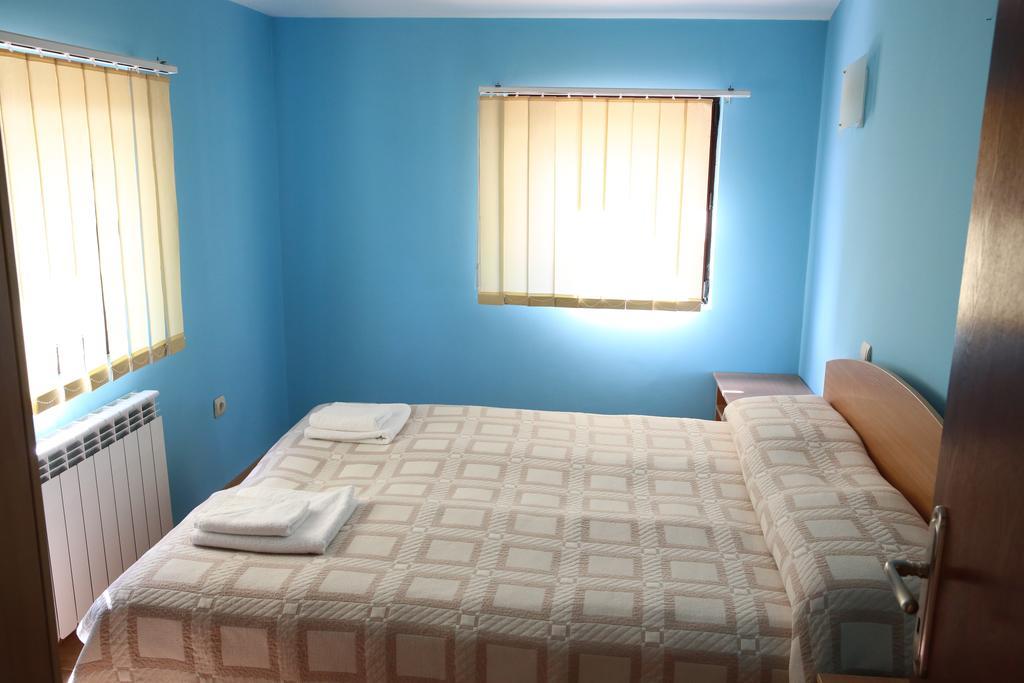Family Hotel Papi Razlog Chambre photo