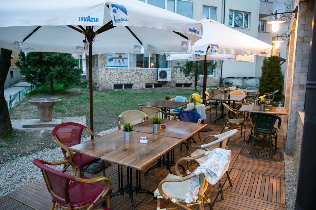 Family Hotel Papi Razlog Extérieur photo